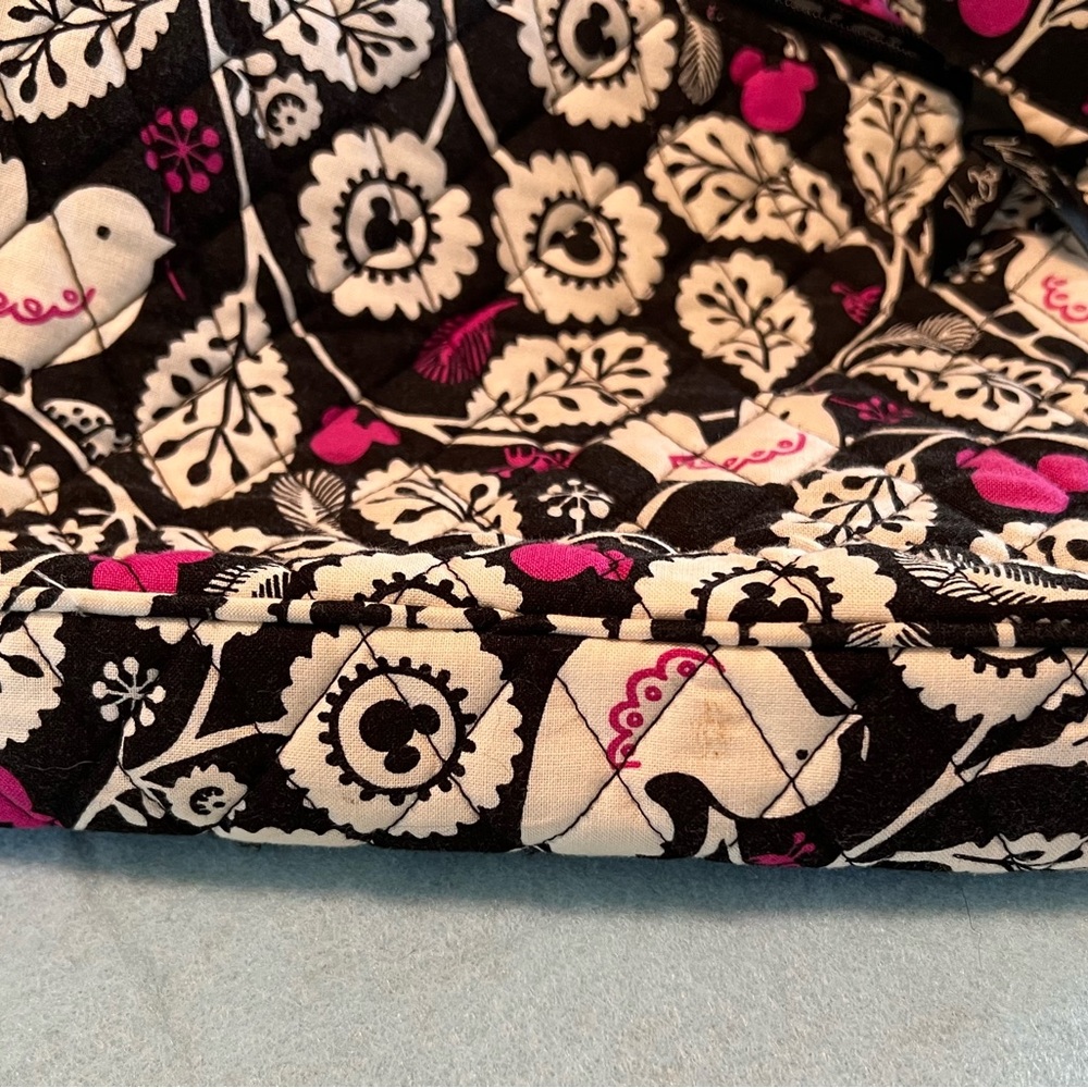 Vera Bradley Disney Parks Shoulder Bag / Purse - Picture 7 of 8